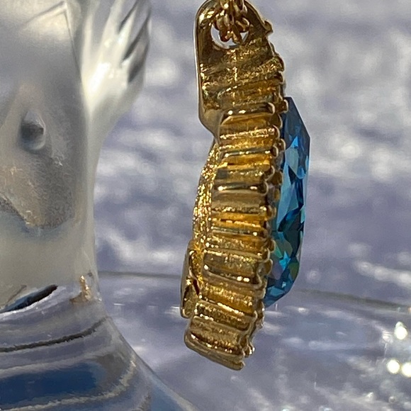 Vintage Christian Dior Signed Halo Blue Crystal Pendant Necklace - Picture 11 of 16